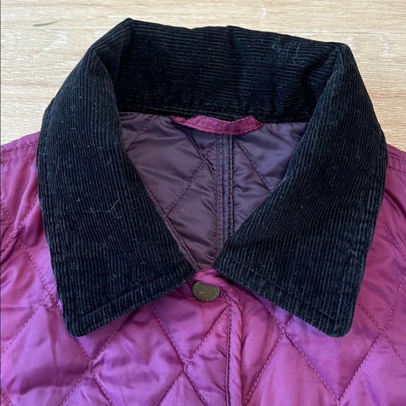 Barbour Women’s Summer Liddesdale Quilted Jacket in a rare Dark Cherry Size US 4 - Picture 9 of 14
